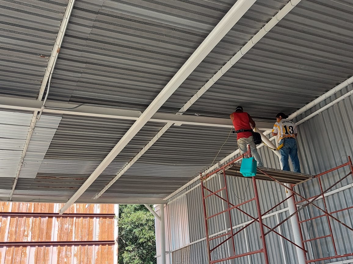 Mantenimiento de Naves Mundo Maya